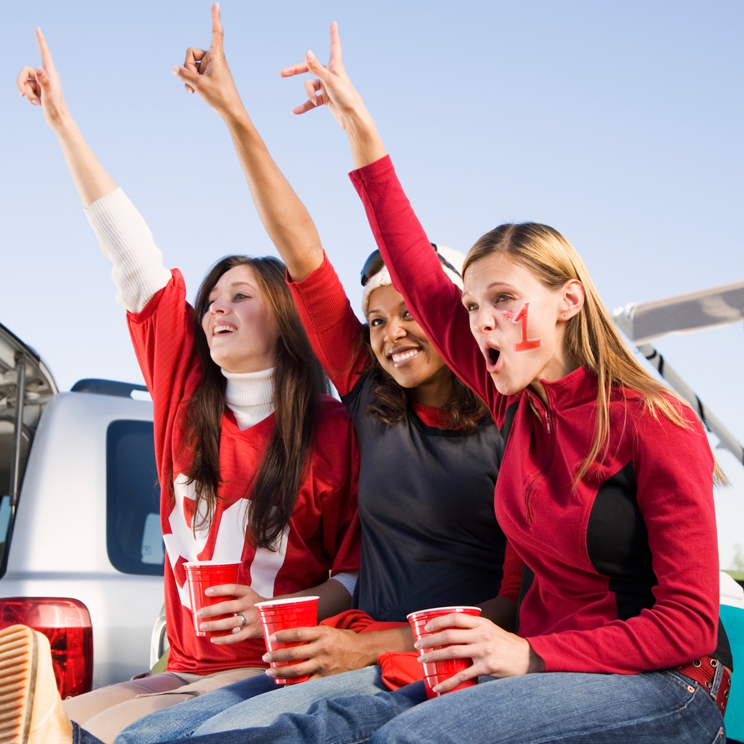 Get Ready for Game Day With These 19 Tailgating Essentials